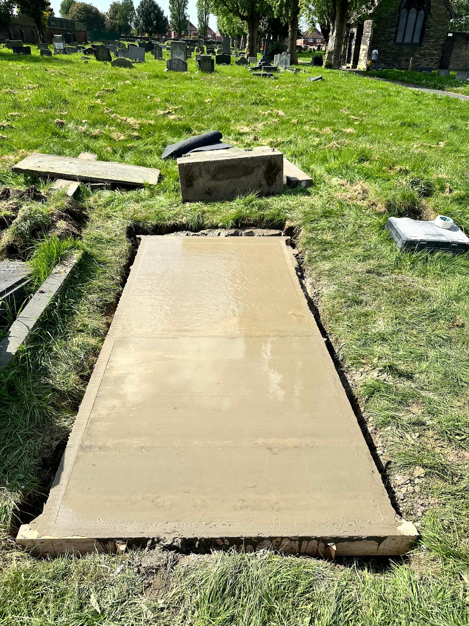The completed new concrete foundation before refitting
